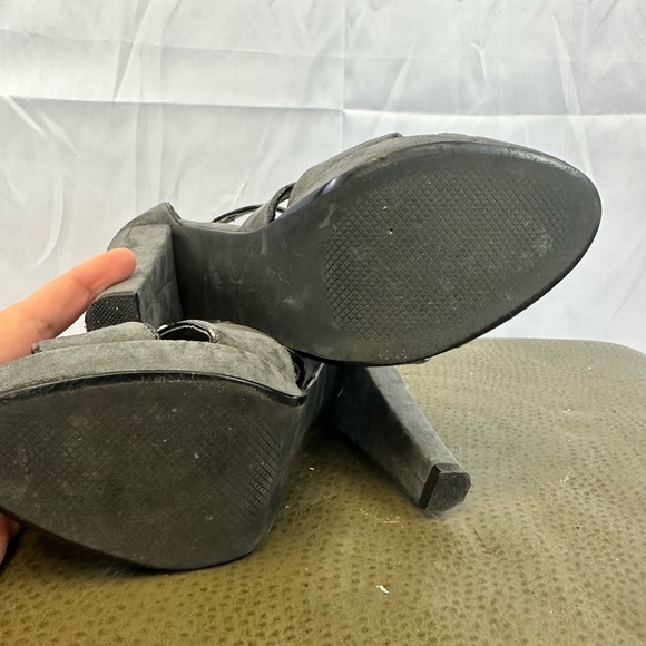 Grey Caged Platform Heels with Black Trim, Size 6 - Picture 7 of 10